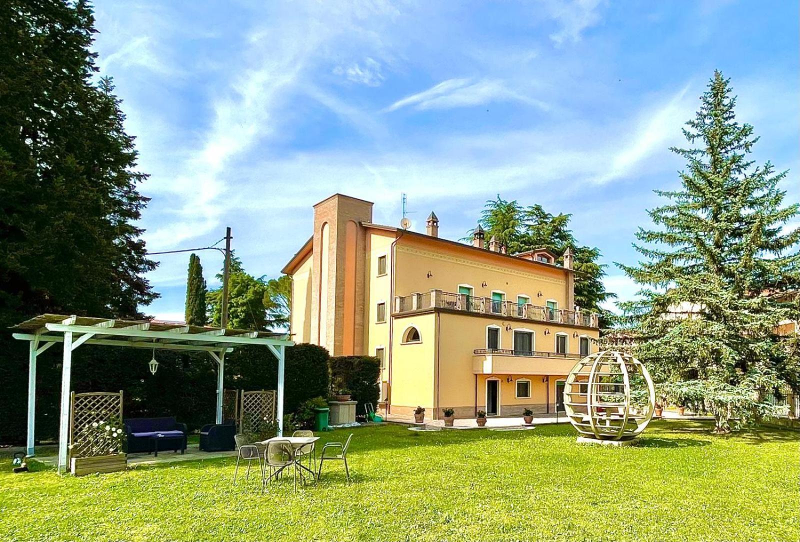 Villa Adige Luxury - M&M Holiday House Perugia Exterior photo
