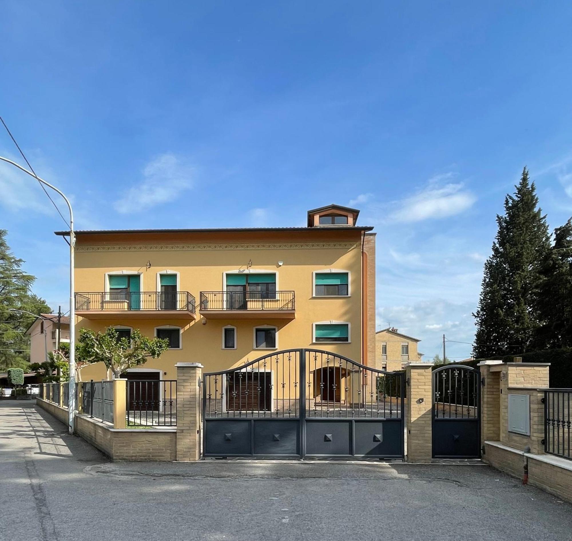 Villa Adige Luxury - M&M Holiday House Perugia Exterior photo